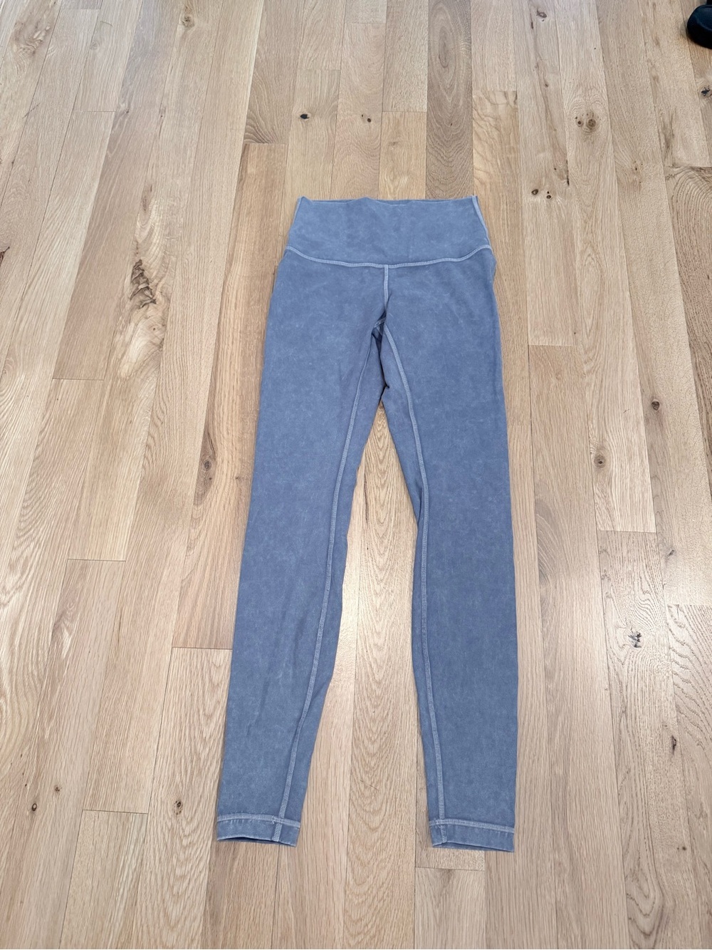 Lululemon Wunder under washed blue legging